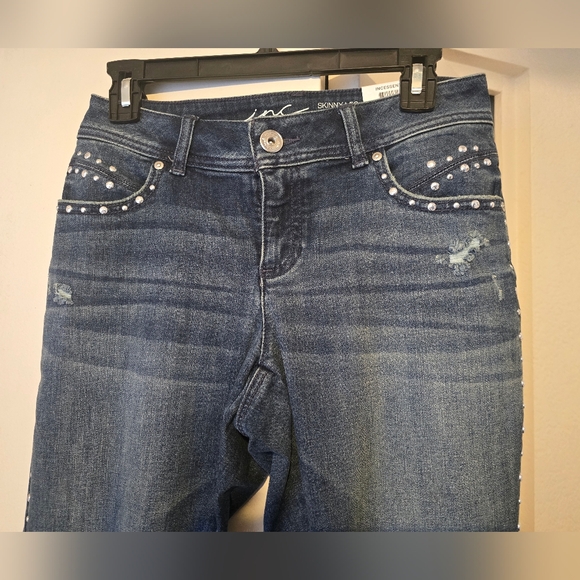 INC Skinny Curvy Fit Jeans Sz 2 NWT - Picture 3 of 11